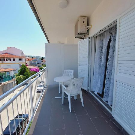 Vinko Rooms Primošten Esterno foto