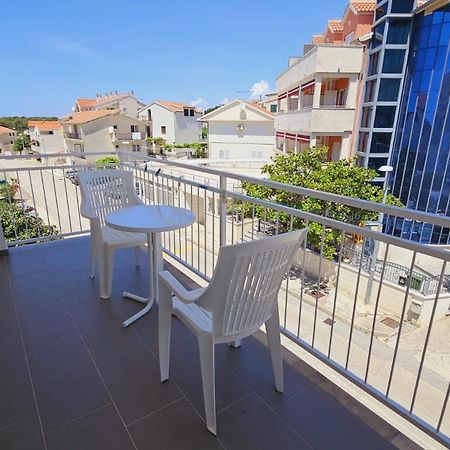 Vinko Rooms Primošten Esterno foto