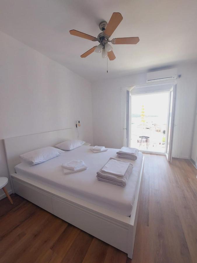 Vinko Rooms Primošten Esterno foto