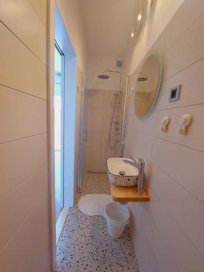 Vinko Rooms Primošten Esterno foto