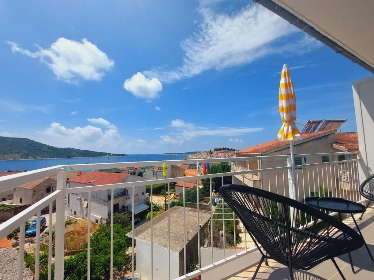 Vinko Rooms Primošten Esterno foto