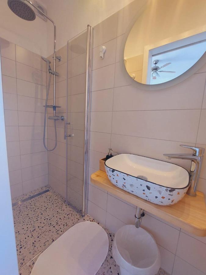 Vinko Rooms Primošten Esterno foto