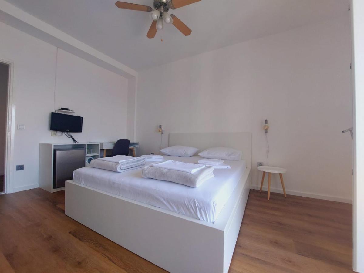 Vinko Rooms Primošten Esterno foto