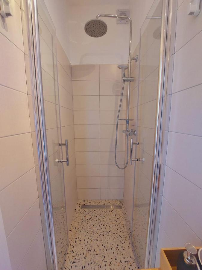 Vinko Rooms Primošten Esterno foto