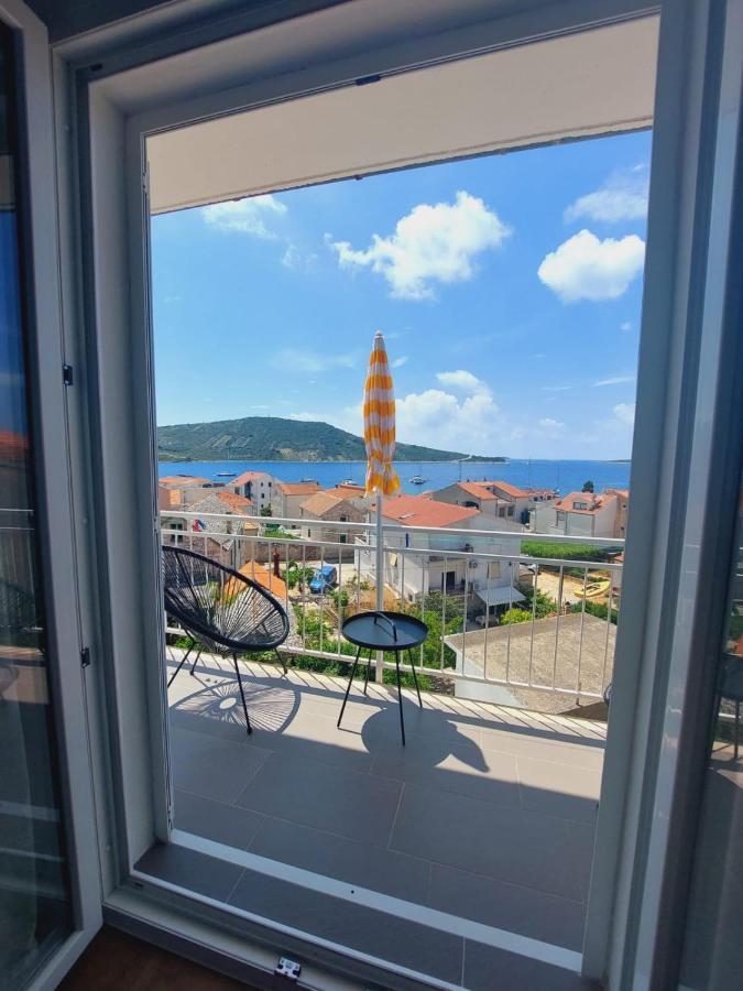 Vinko Rooms Primošten Esterno foto