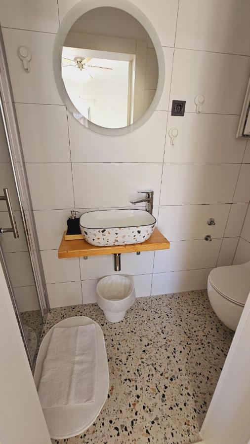 Vinko Rooms Primošten Esterno foto