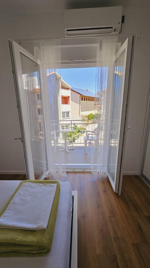 Vinko Rooms Primošten Esterno foto